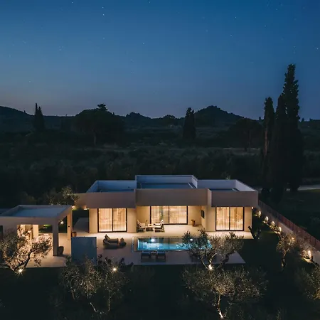 Acantha Villa, A Escape With Heated Pool, By Thinkvilla Villa Vanato